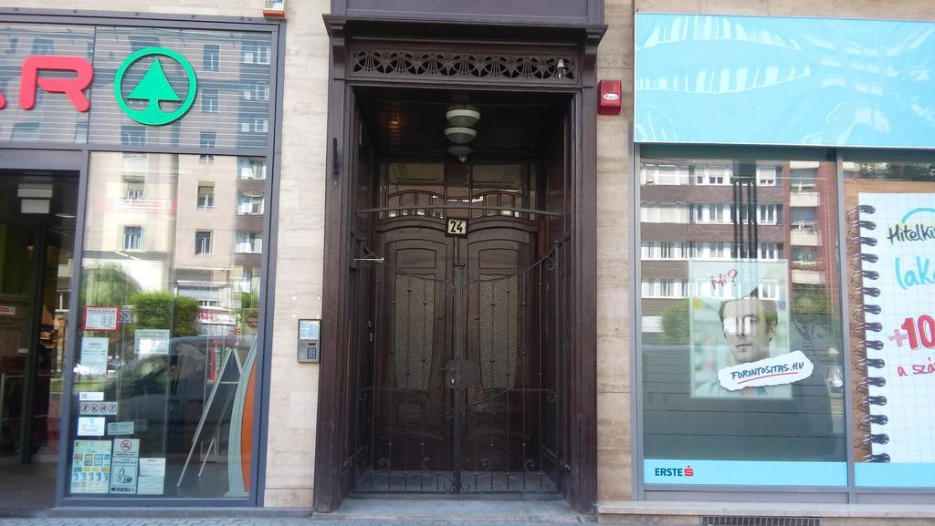 Downtown Oasis Hostel Budapest Exterior photo