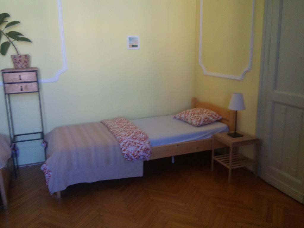 Downtown Oasis Hostel Budapest Exterior photo